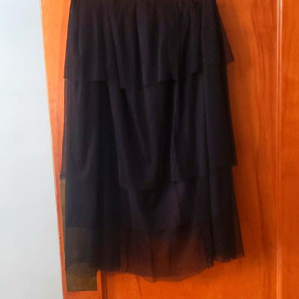 Black lacy skirt